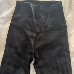 Wunder under super high rise camo lululemon